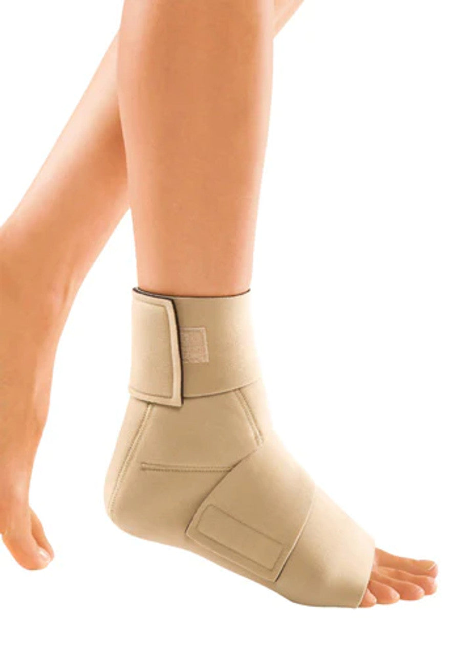 Image of Juxta-Fit Ankle Foot Wrap, Medium